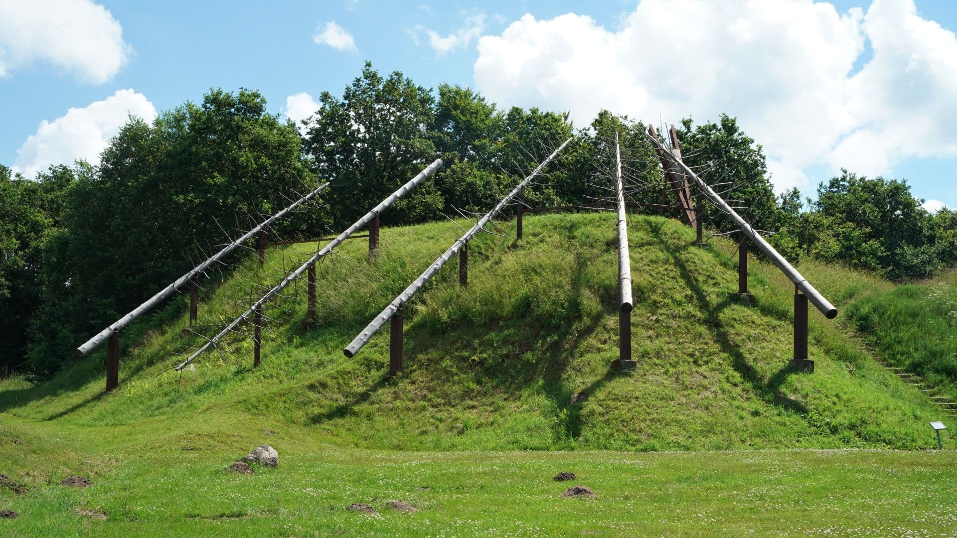 Tørskind Gravel Pit: Landscape Sculpture by Robert Jacobsen - Jean Clareboudt